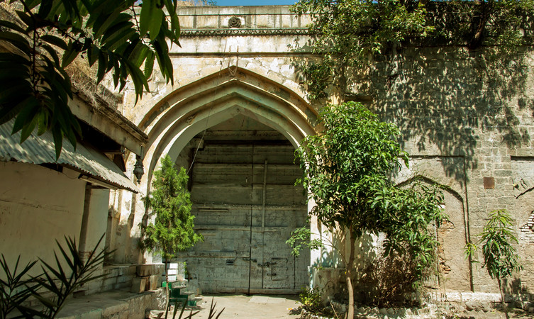 ahmednagar-fort-img